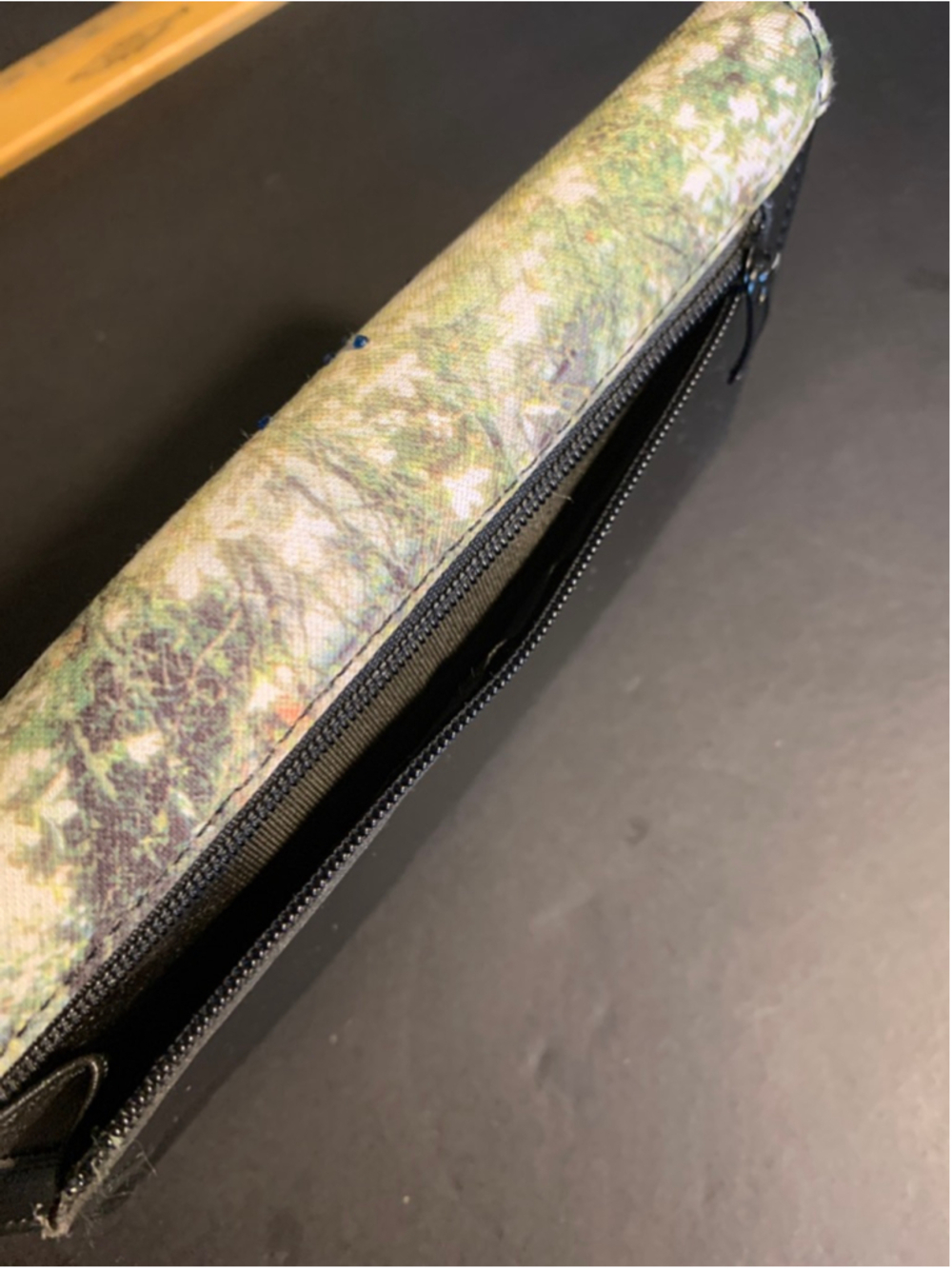 Women's Unbranded Wallet One Size Black Green Dog Print - Picture 3 of 11